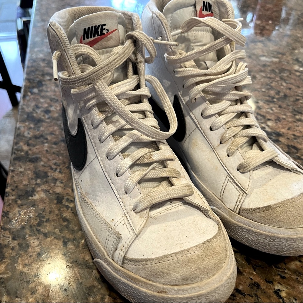 Nike Mid-1977 vintage blazers